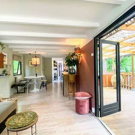 Casa Veluwe. Genieten In Een Sfeervolle Design Casa Midden In De Prachtige Natuur. Apartamento *
