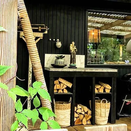 Apartamento Casa Veluwe. Genieten In Een Sfeervolle Design Casa Midden In De Prachtige Natuur. *